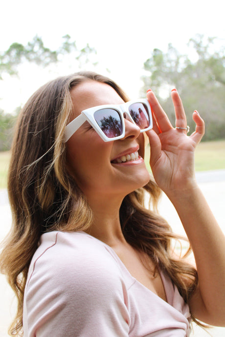 Hollywood Doll Sunnies in White